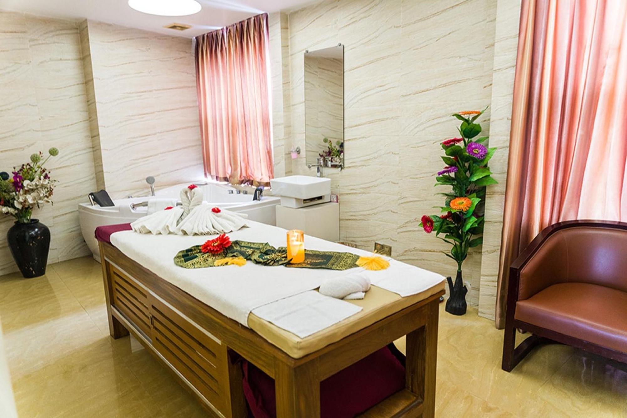 Fars Hotel & Resorts - Дака Екстериор снимка